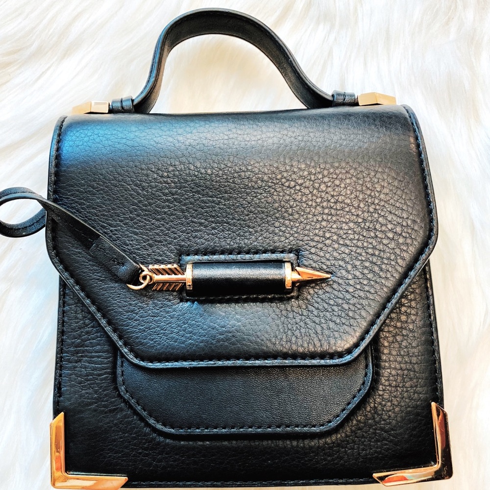 Mackage Rubie Top Handle Gold Arrow Bag EUC - Picture 6 of 14